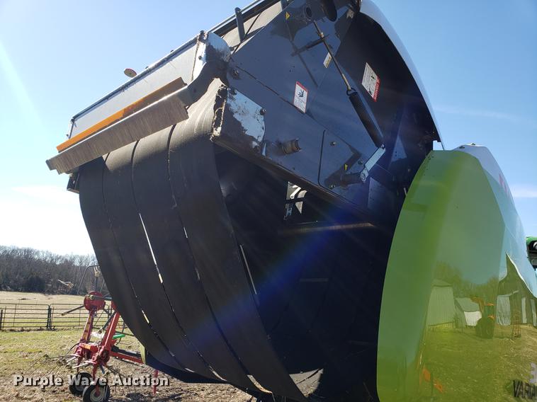 image for item DF3365 2014 Claas Variant 360 round baler