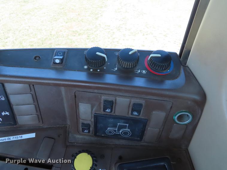 image for item DF7725 1998 John Deere 6410 tractor