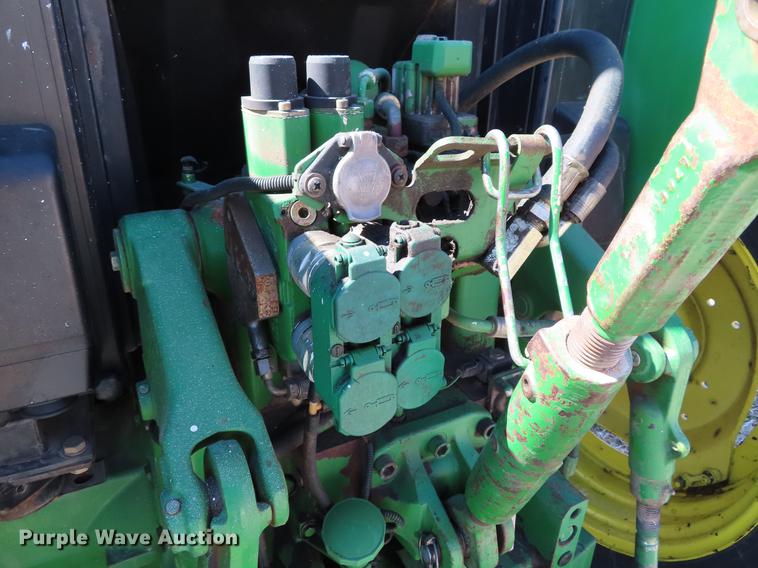 image for item DF7725 1998 John Deere 6410 tractor