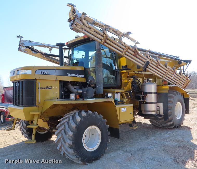 image for item DF7732 2003 Ag-Chem TerraGator 8104 applicator