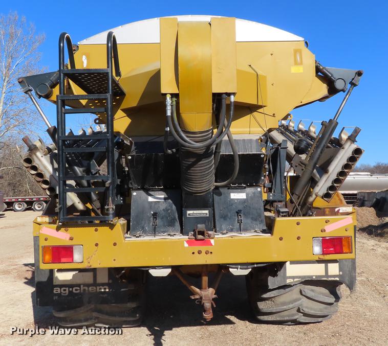 image for item DF7732 2003 Ag-Chem TerraGator 8104 applicator