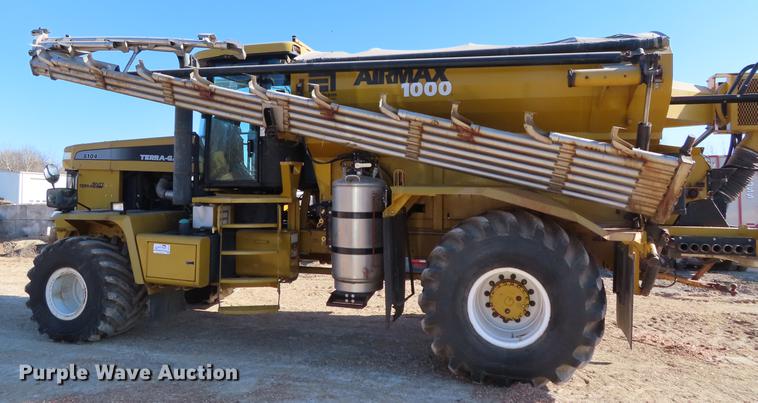 image for item DF7732 2003 Ag-Chem TerraGator 8104 applicator