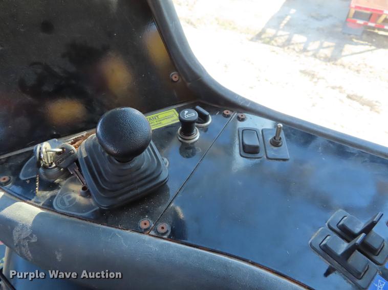 image for item DF7732 2003 Ag-Chem TerraGator 8104 applicator