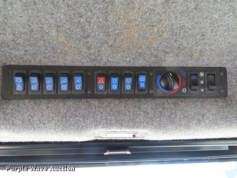 image for item DF7732 2003 Ag-Chem TerraGator 8104 applicator