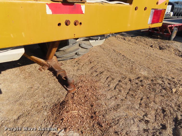 image for item DF7732 2003 Ag-Chem TerraGator 8104 applicator