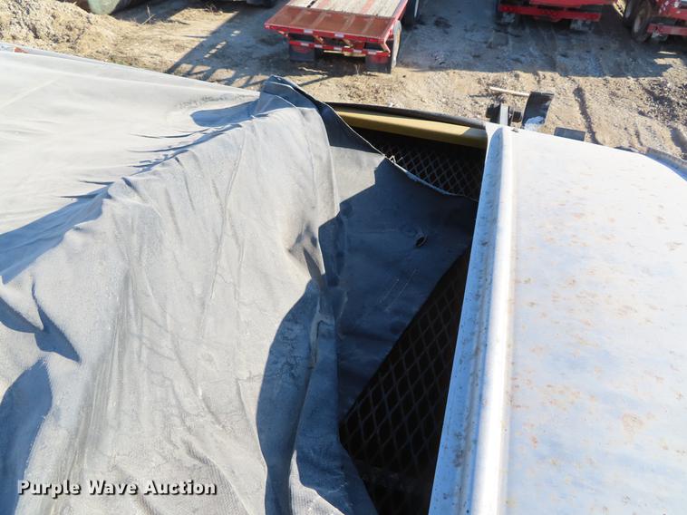 image for item DF7732 2003 Ag-Chem TerraGator 8104 applicator