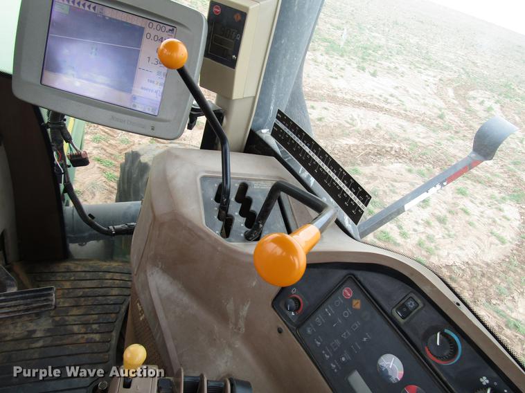 image for item DF7909 1999 John Deere 9300 4WD tractor