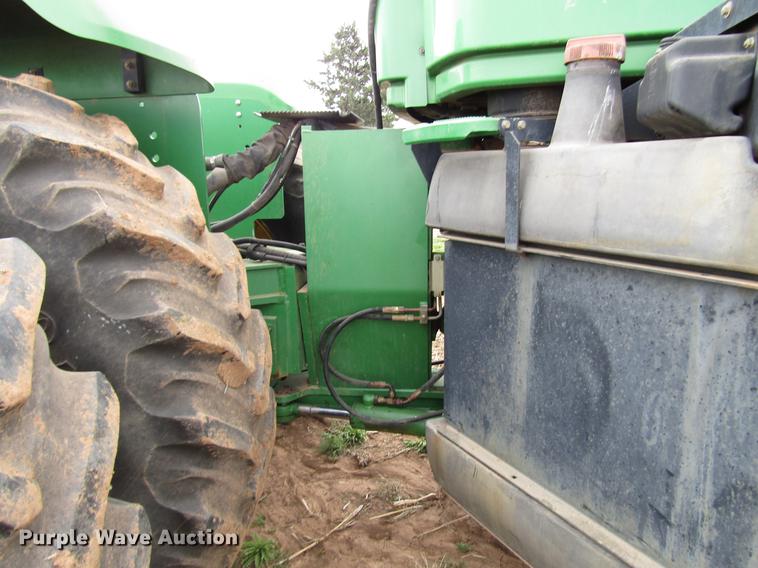 image for item DF7909 1999 John Deere 9300 4WD tractor
