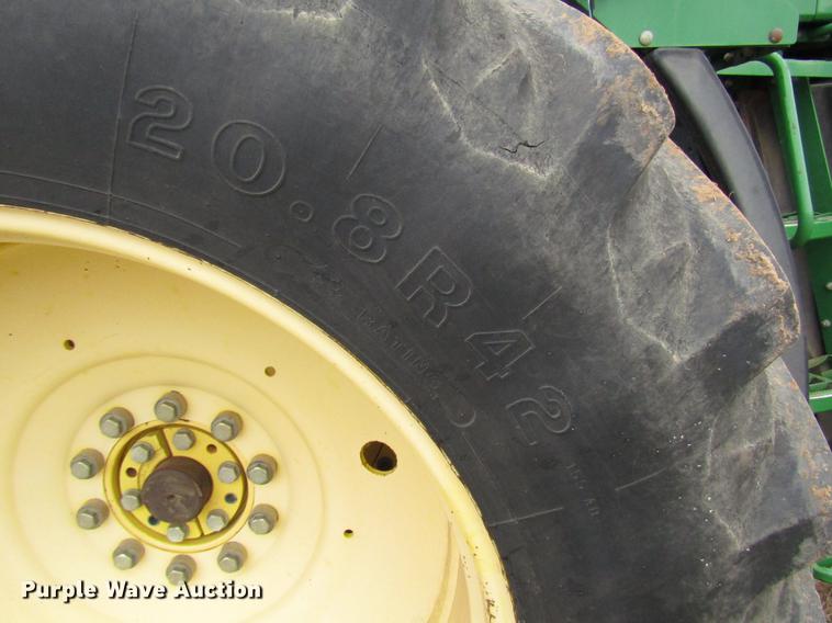 image for item DF7909 1999 John Deere 9300 4WD tractor