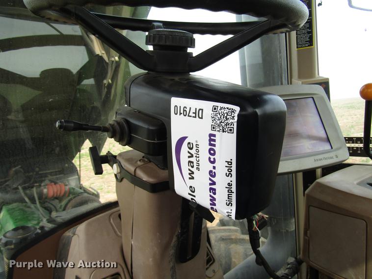 image for item DF7910 John Deere auto steer and GPS