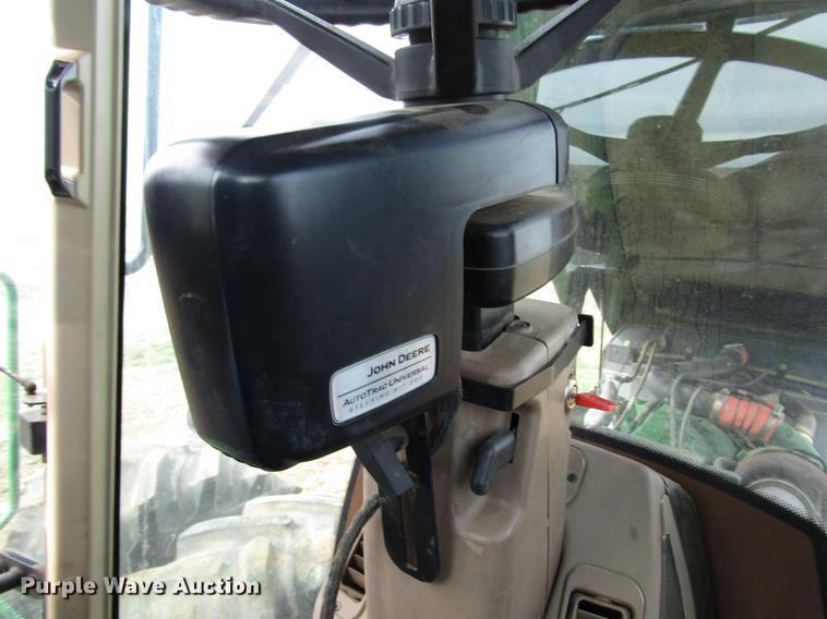 image for item DF7910 John Deere auto steer and GPS