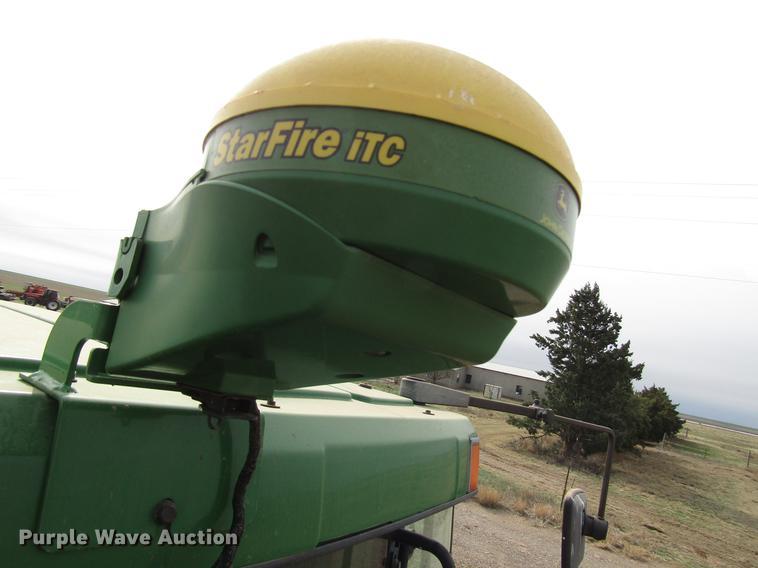 image for item DF7910 John Deere auto steer and GPS