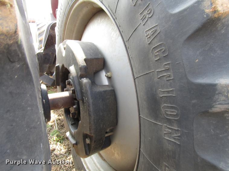 image for item DF7911 2004 Case IH MX255 MFWD tractor