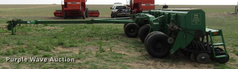 image for item DF7913 Great Plains 3SFA45-7275-0130 grain drill