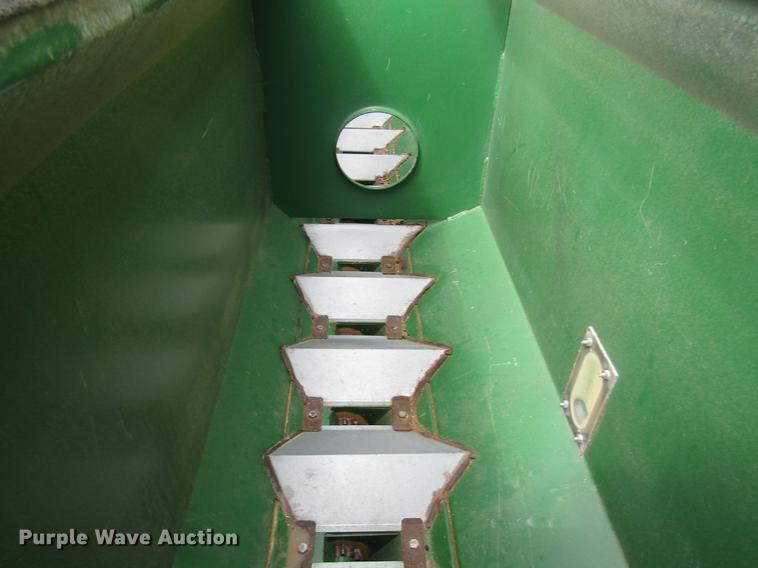 image for item DF7913 Great Plains 3SFA45-7275-0130 grain drill