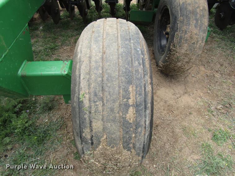 image for item DF7913 Great Plains 3SFA45-7275-0130 grain drill