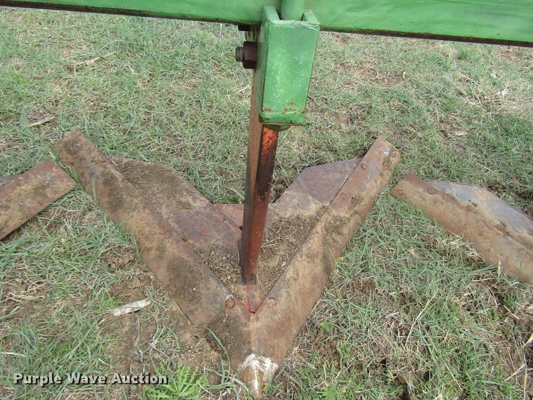 image for item DF7914 Sweep plow