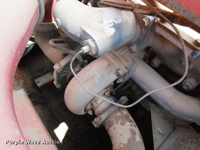 image for item DF7917 1981 Massey-Ferguson 860 combine