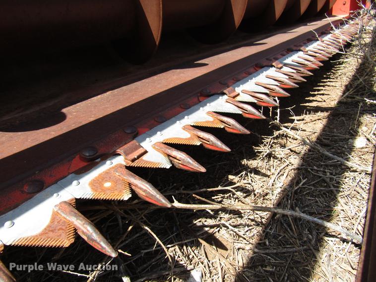 image for item DF7917 1981 Massey-Ferguson 860 combine