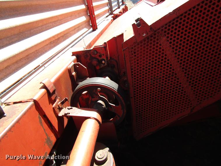 image for item DF7917 1981 Massey-Ferguson 860 combine