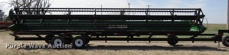 image for item DF7920 2002 John Deere 936D draper head