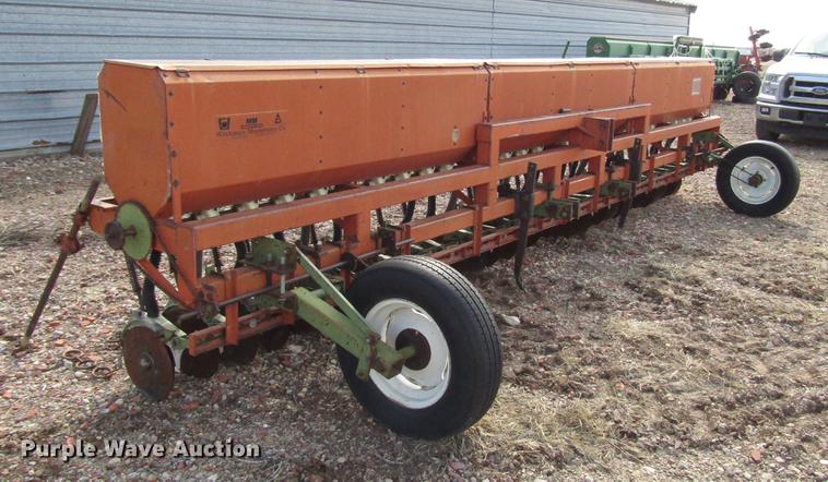 image for item DF7925 Tye grain drill