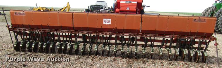 image for item DF7925 Tye grain drill