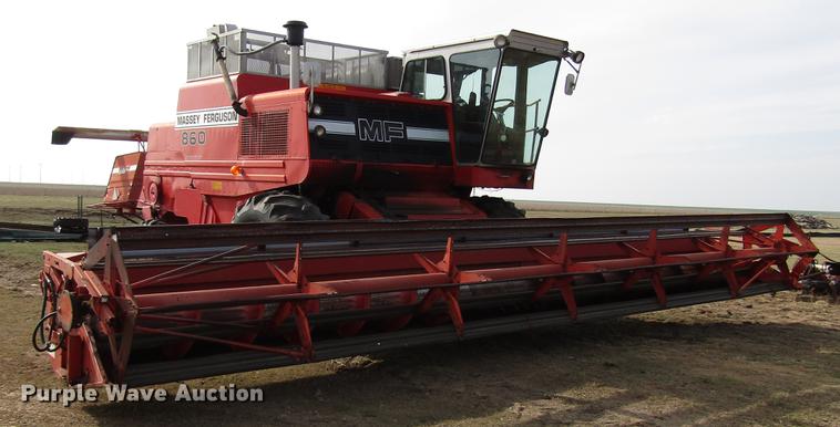 image for item DF7926 1983 Massey-Ferguson 860 combine