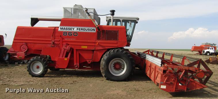 image for item DF7926 1983 Massey-Ferguson 860 combine
