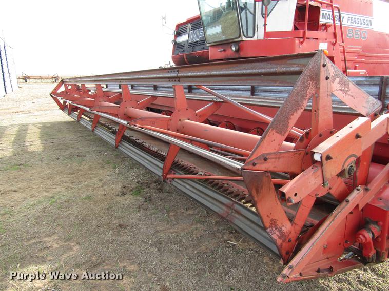 image for item DF7926 1983 Massey-Ferguson 860 combine