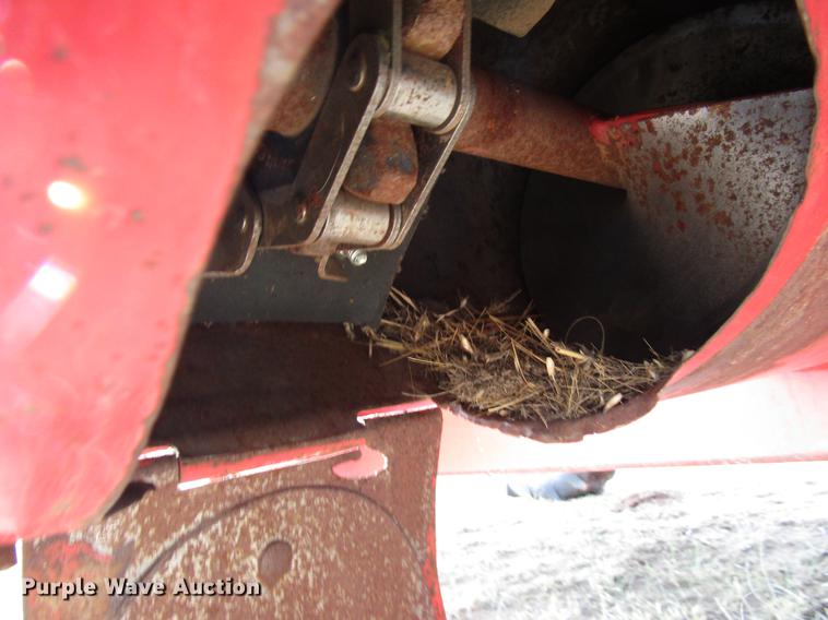 image for item DF7926 1983 Massey-Ferguson 860 combine