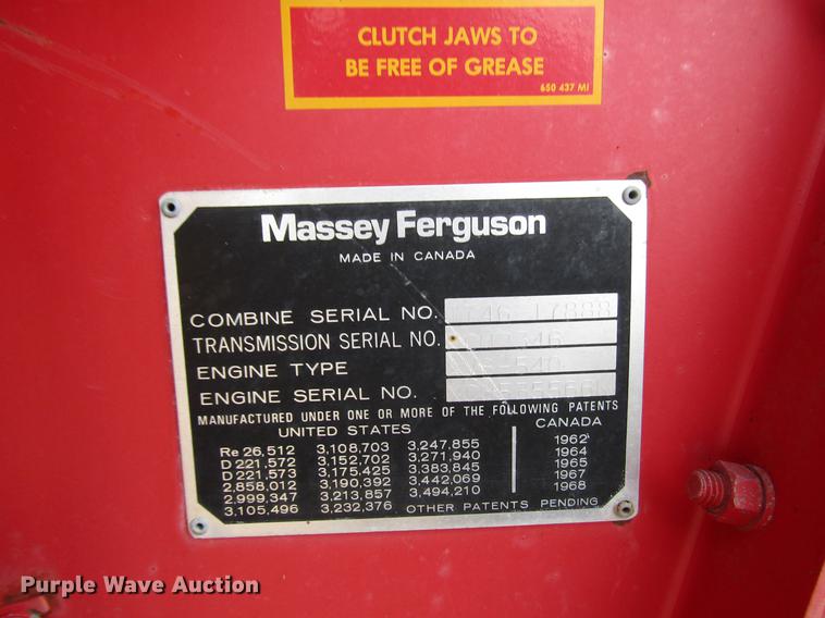 image for item DF7926 1983 Massey-Ferguson 860 combine
