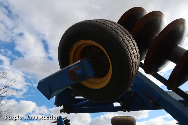 image for item DG3400 2014 Landoll 6230 tandem disk