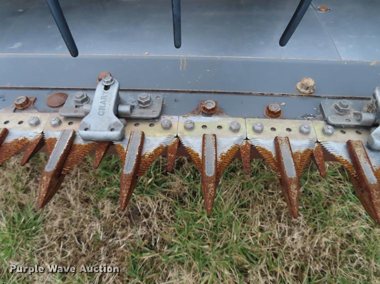 image for item DN9070 2007 Massey-Ferguson 8200 flex head