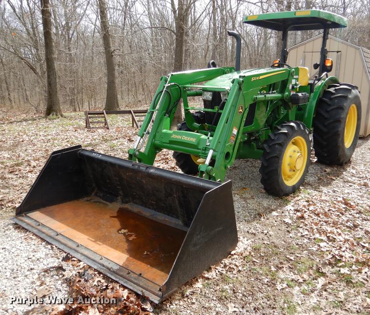 image for item DY9799 2015 John Deere 5075E MFWD tractor