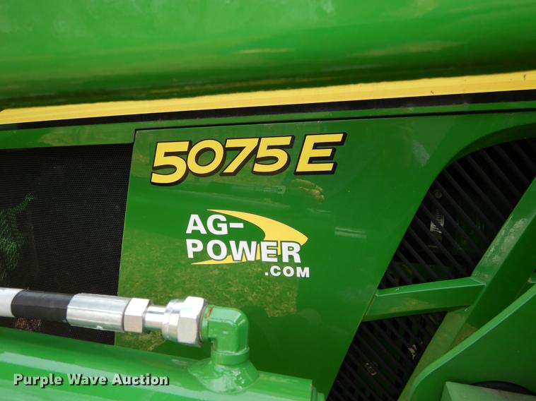image for item DY9799 2015 John Deere 5075E MFWD tractor