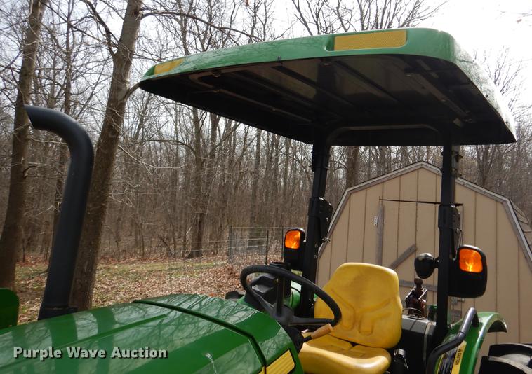 image for item DY9799 2015 John Deere 5075E MFWD tractor