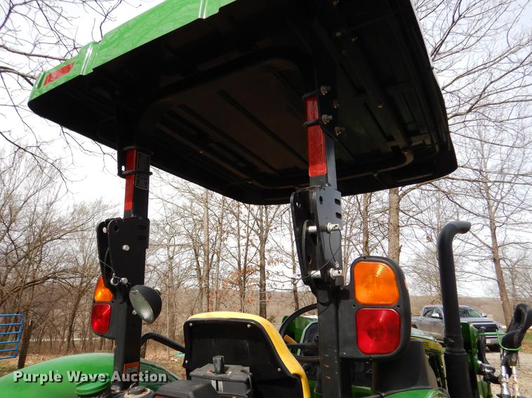 image for item DY9799 2015 John Deere 5075E MFWD tractor