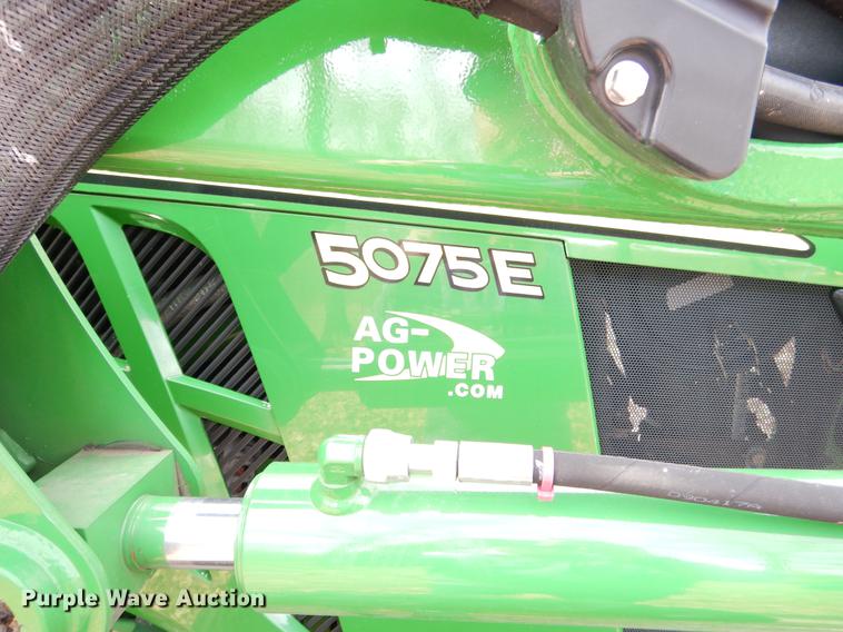image for item DY9799 2015 John Deere 5075E MFWD tractor