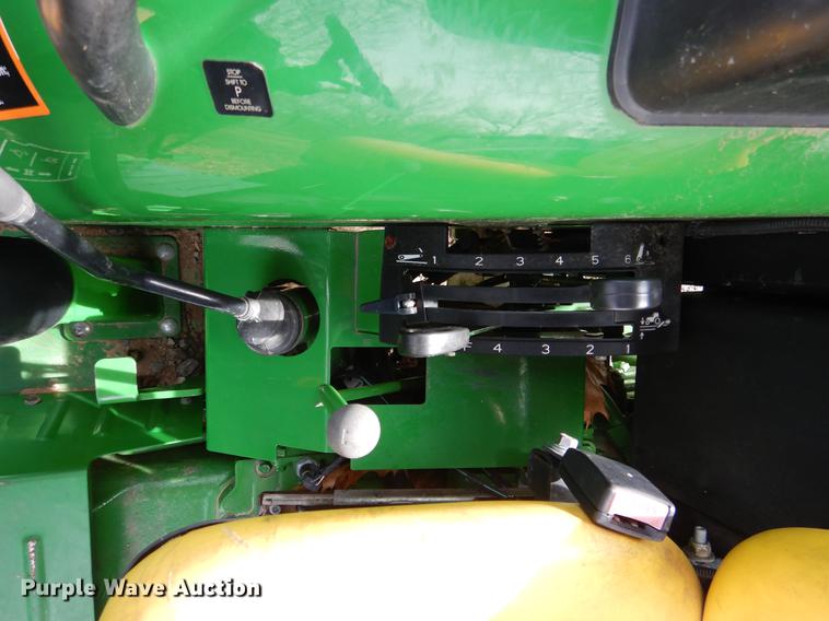 image for item DY9799 2015 John Deere 5075E MFWD tractor