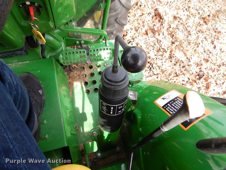 image for item DY9799 2015 John Deere 5075E MFWD tractor