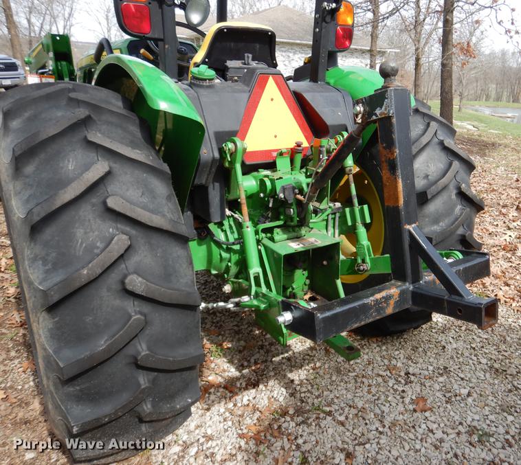 image for item DY9799 2015 John Deere 5075E MFWD tractor