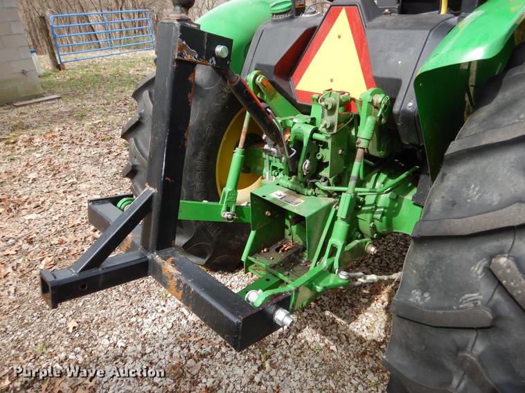 image for item DY9799 2015 John Deere 5075E MFWD tractor