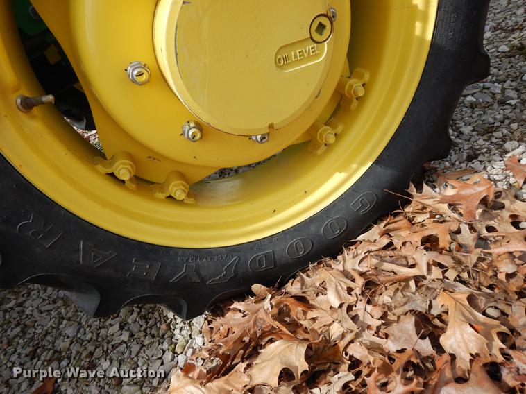 image for item DY9799 2015 John Deere 5075E MFWD tractor