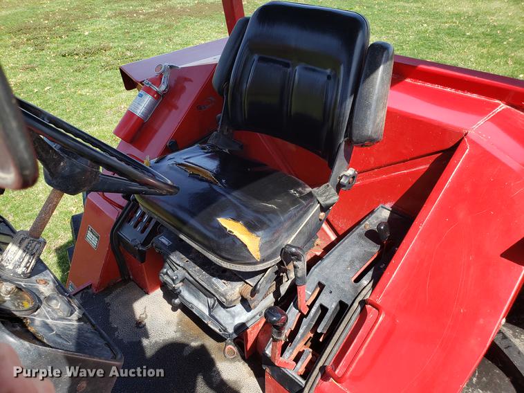 image for item EN9856 1981 International 986 tractor