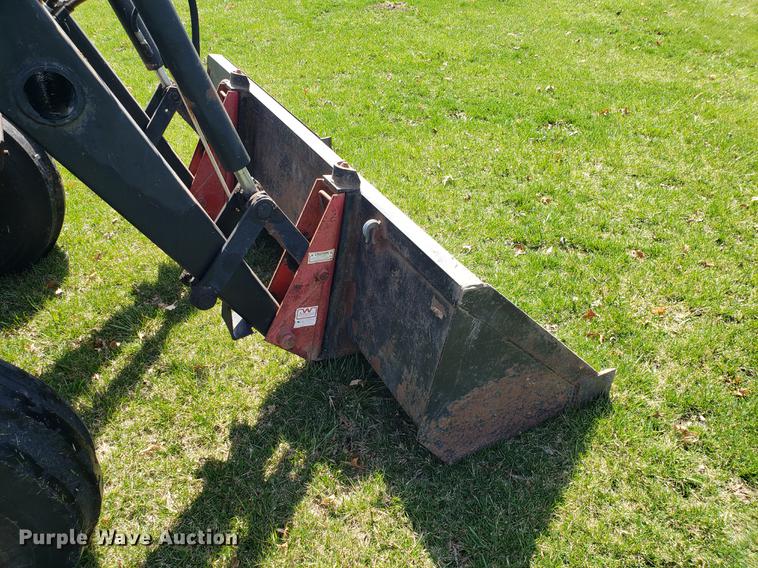 image for item EN9856 1981 International 986 tractor