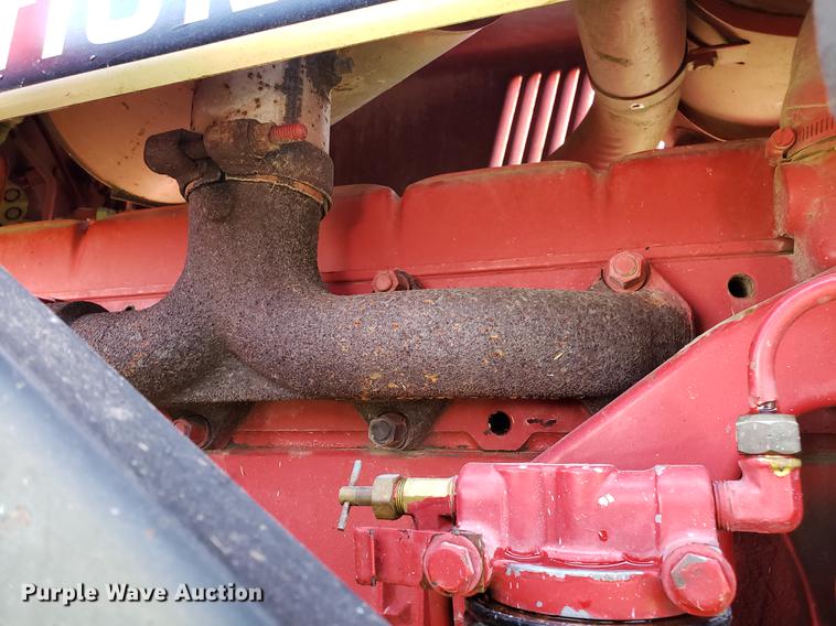 image for item EN9856 1981 International 986 tractor