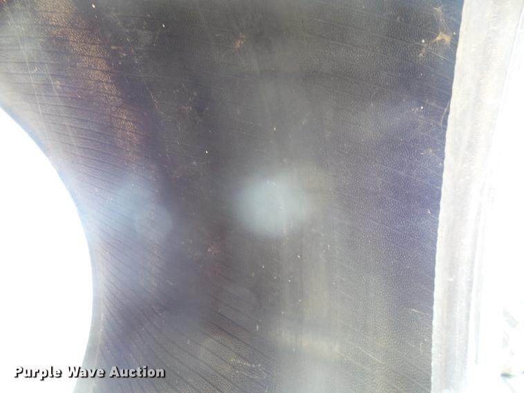 image for item EQ9063 Firestone 900/60R32 tire