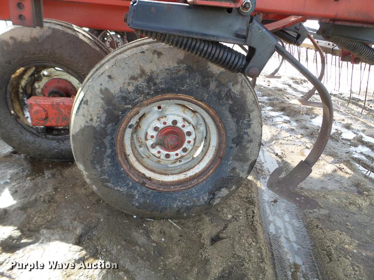 image for item EW9980 Case IH 4300 field cultivator
