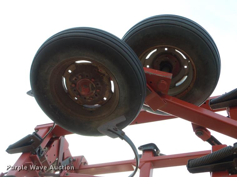 image for item EW9980 Case IH 4300 field cultivator